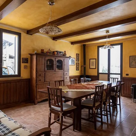 Cavalieri In Vedriano Villa *